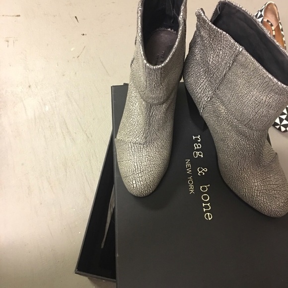 rag & bone Shoes - Rag and Bone Newbury boots in “Iron” size 10 or 40